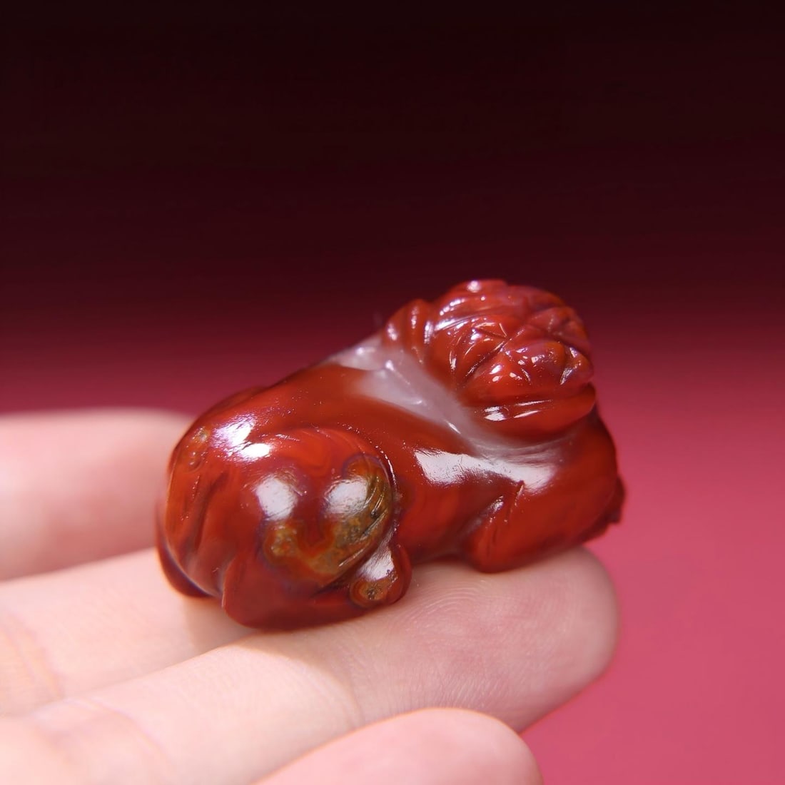 Exquisite antique, Warring States period red zircon agate auspicious beast (1 of 9)
