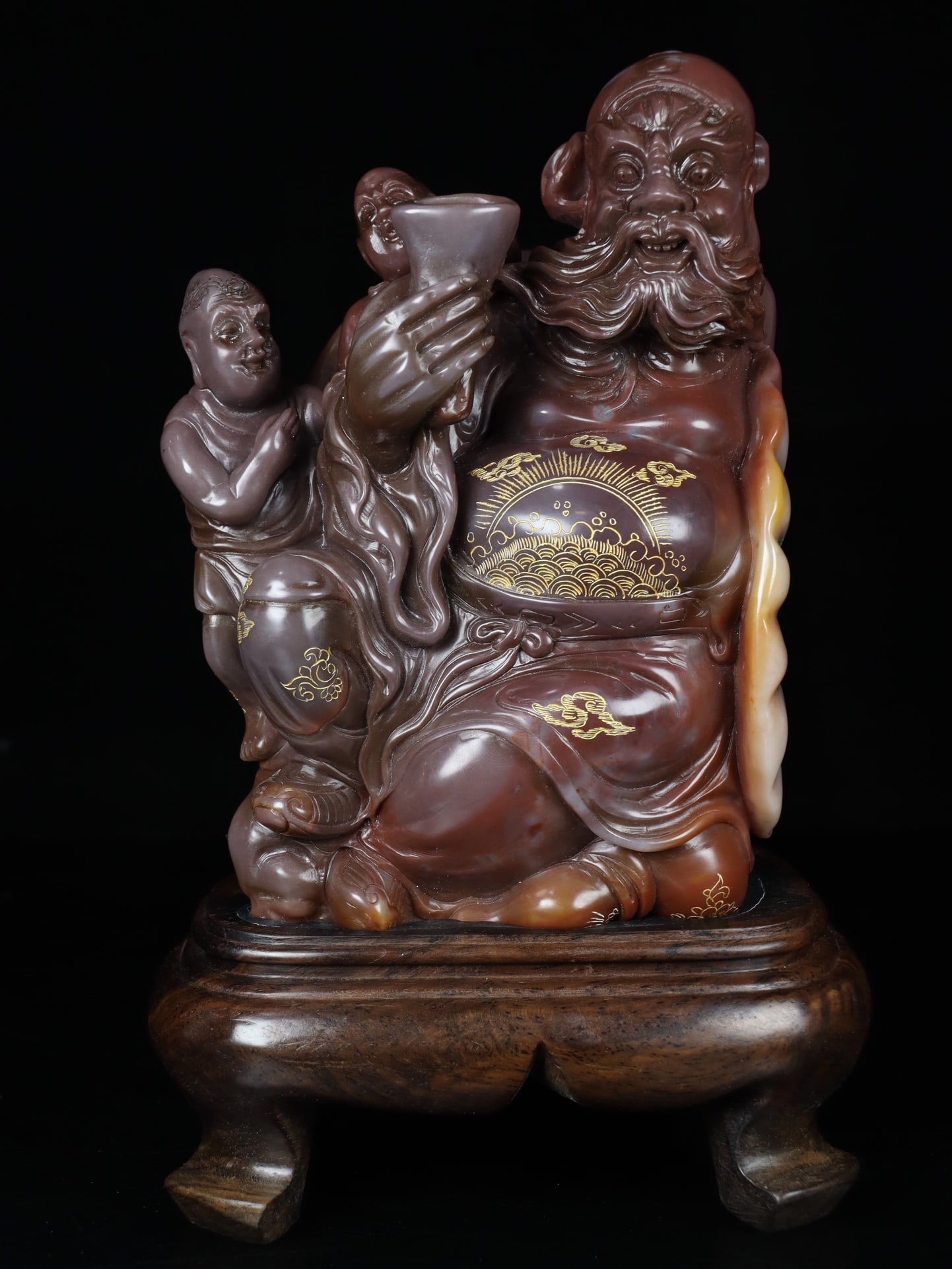 Collectible seal engraving by Shang Jun, Shoushan stone moon tail stone carved figure ornament. (1 of 9)