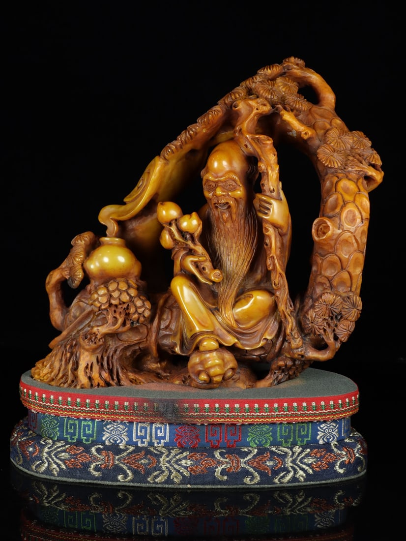 Formerly owned by the seal engraver Shang Jun, carved in the autumn of the year Xin Si (1941), a (1 of 9)