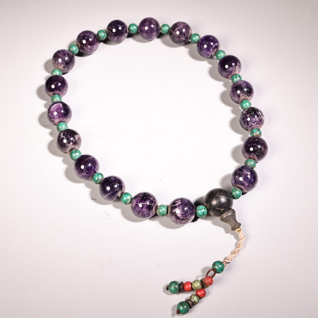 Rare antique natural purple crystal 18-bead hand-held Buddhist prayer beads (1 of 9)