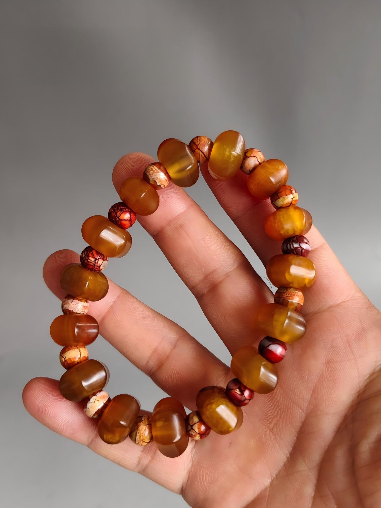 Ancient and ancient agate hexagonal bracelet (1 of 8)