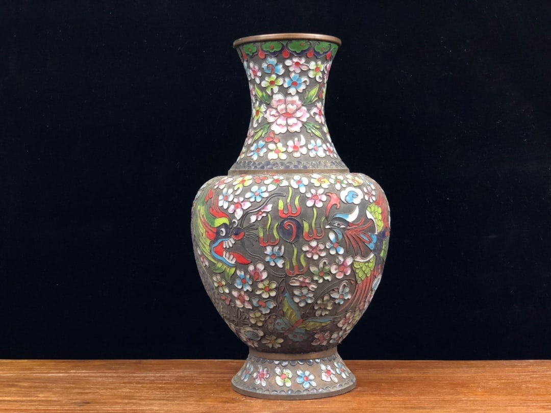 cloisonne enamel vase with a purple copper body: A cloisonne enamel vase with a copper body, 36cm high, approximately 20cm in diameter, with a mouth diameter of 11.5cm, and weighing 995g. Provenance:Private collection, Connecticut. Our dedicated tea