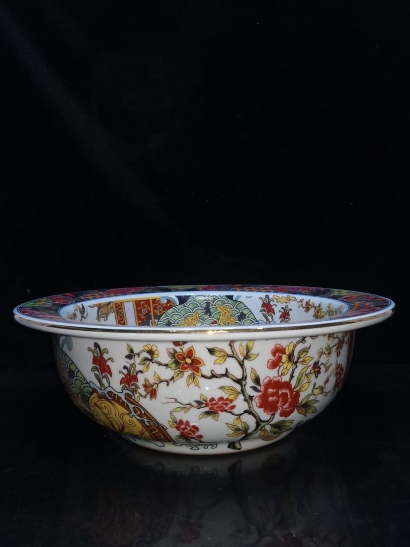 Qing Dynasty Yongzheng period enamel gilt treasure basin: A Qing Dynasty Yongzheng period enamel-gilt treasure basin, 44 x 19 cm. Provenance:Private collection, Vancouver, Canada. Our dedicated team expertly handles both domestic and global shipping arrangem