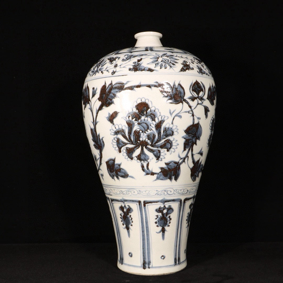 Ming Dynasty Hongwu Blue and White Plum Vase with Peony Scroll Design (1 of 9)