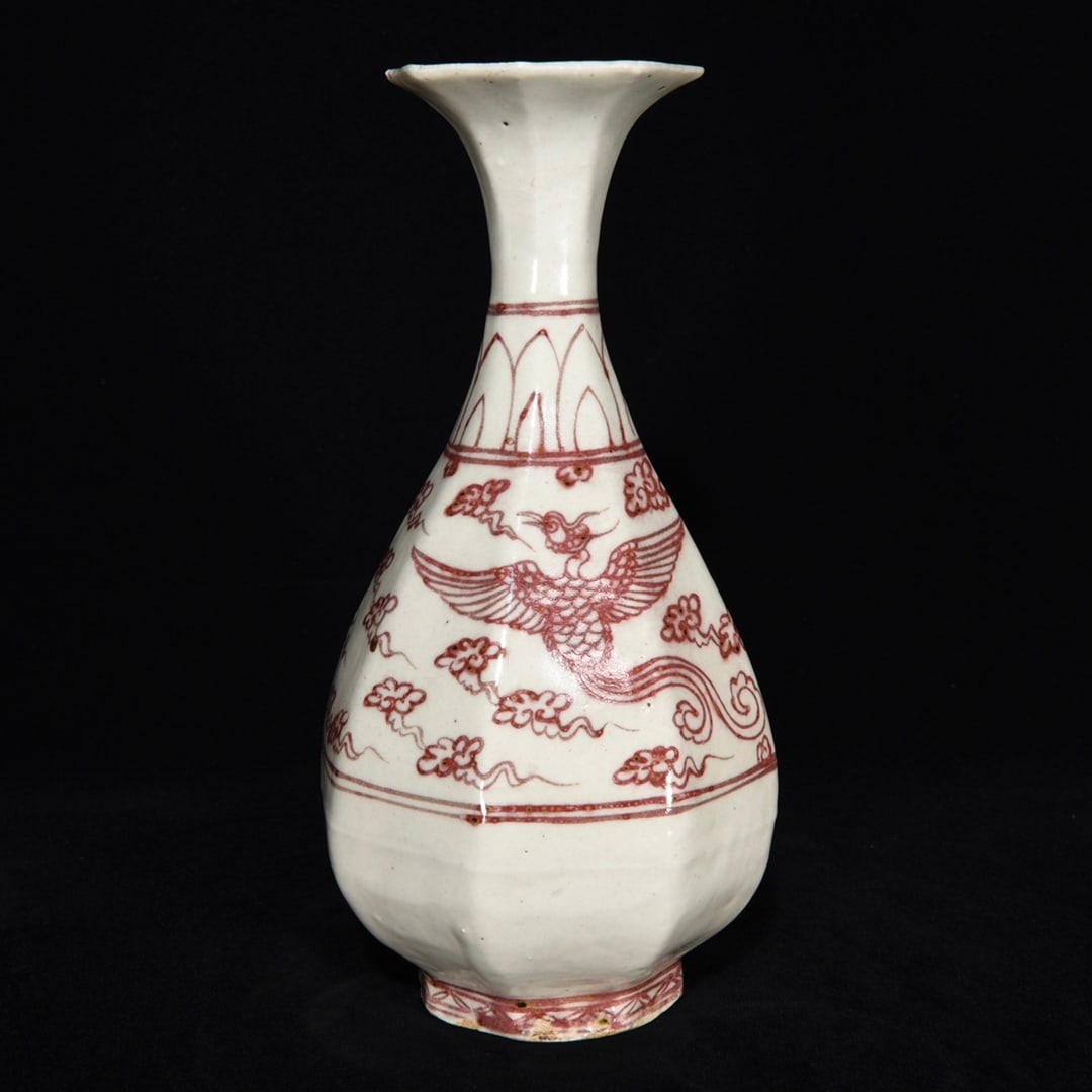 Ming Dynasty Underglaze Red Phoenix Pattern Yuhuchun Vase (1 of 9)