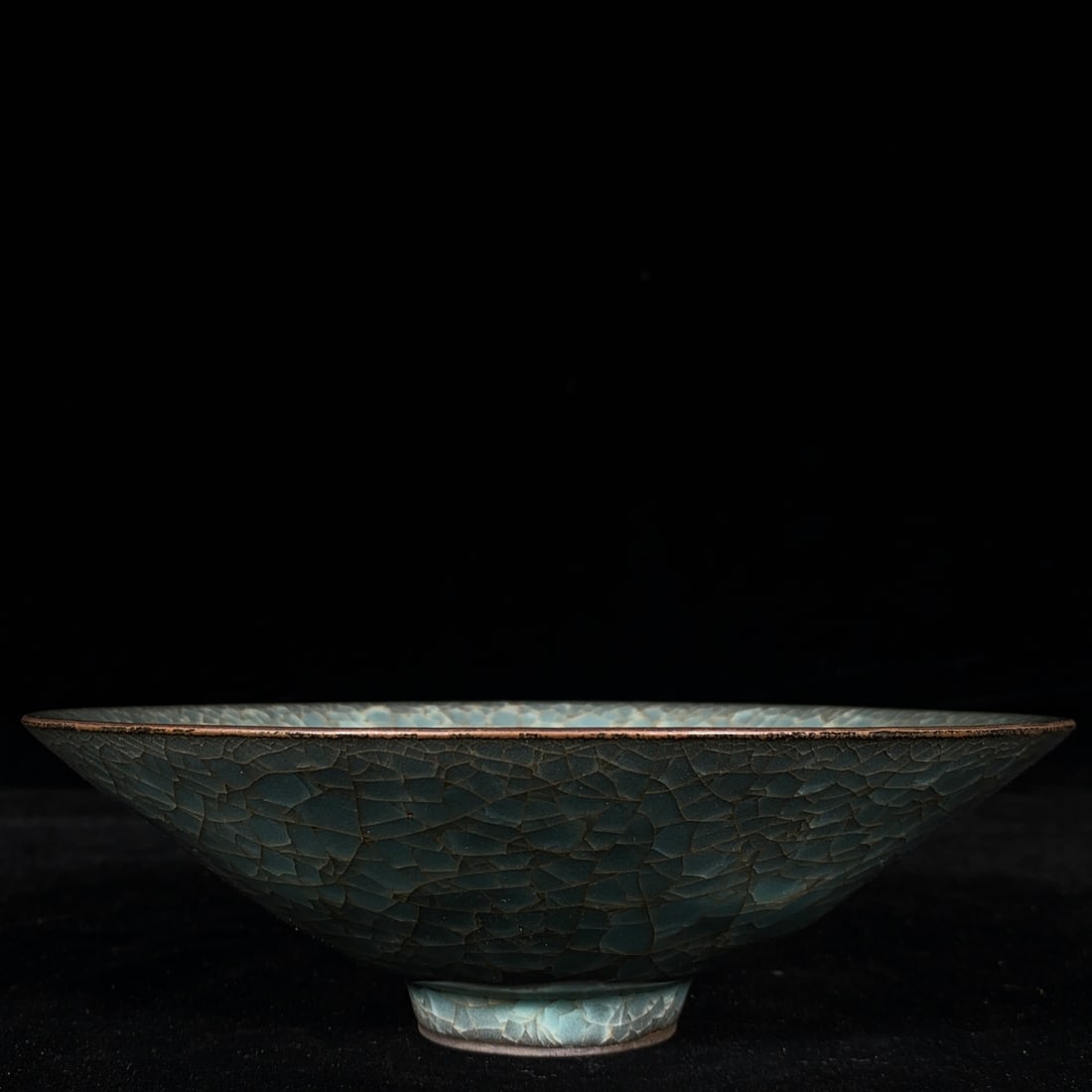 Song Dynasty Official Kiln Ice-Crack Pattern Conical Bowl (1 of 9)