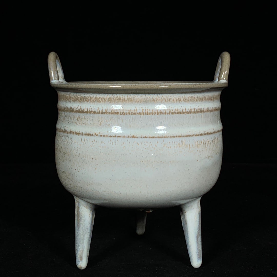 Song Dynasty Ru Kiln Double-eared Tripod Incense Burner (1 of 9)