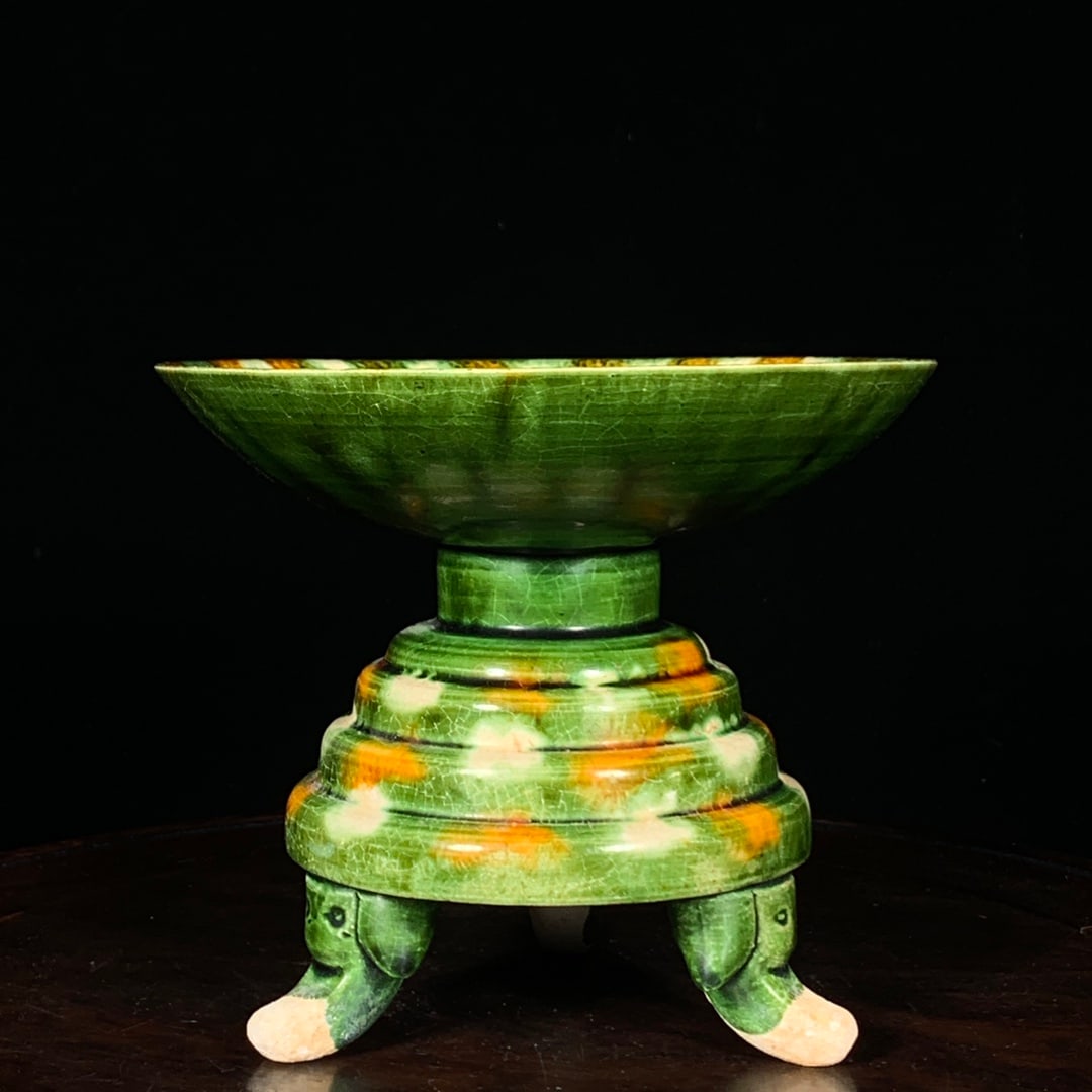 Tang Dynasty Tricolor High-Footed Plate (1 of 9)