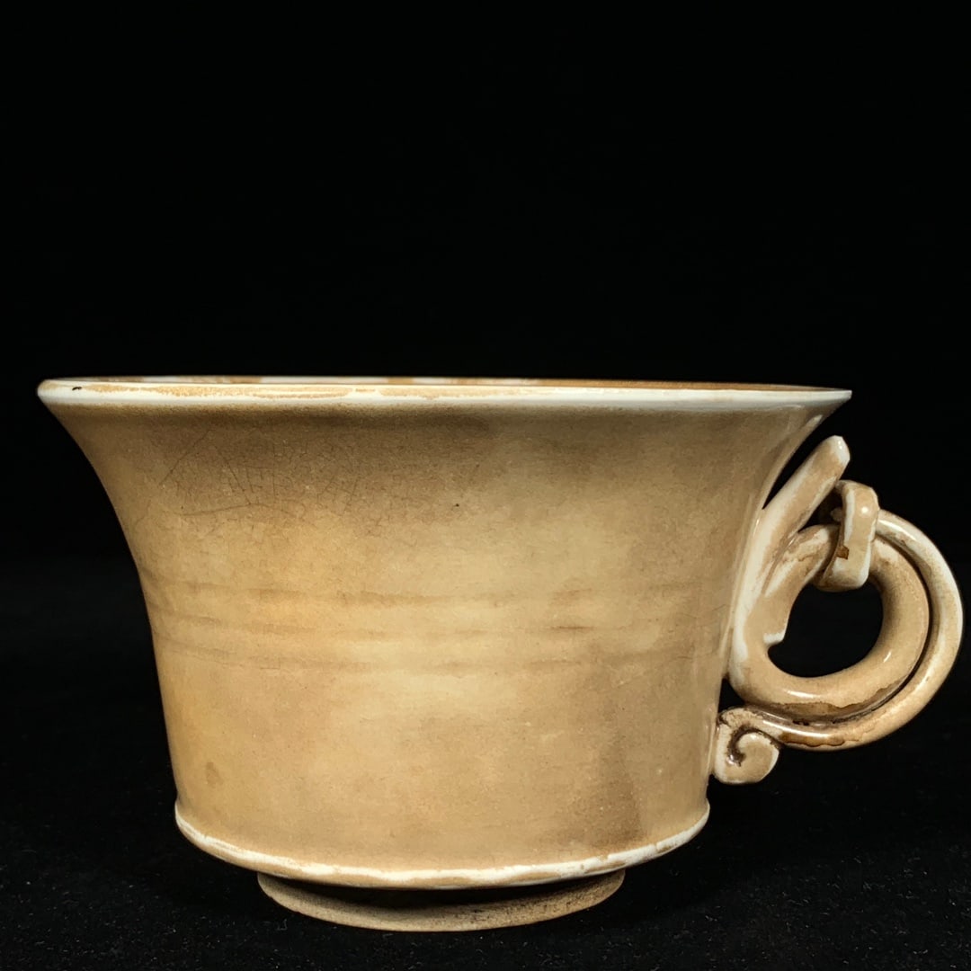 Tang Dynasty Xing Kiln Ear Cup (1 of 9)