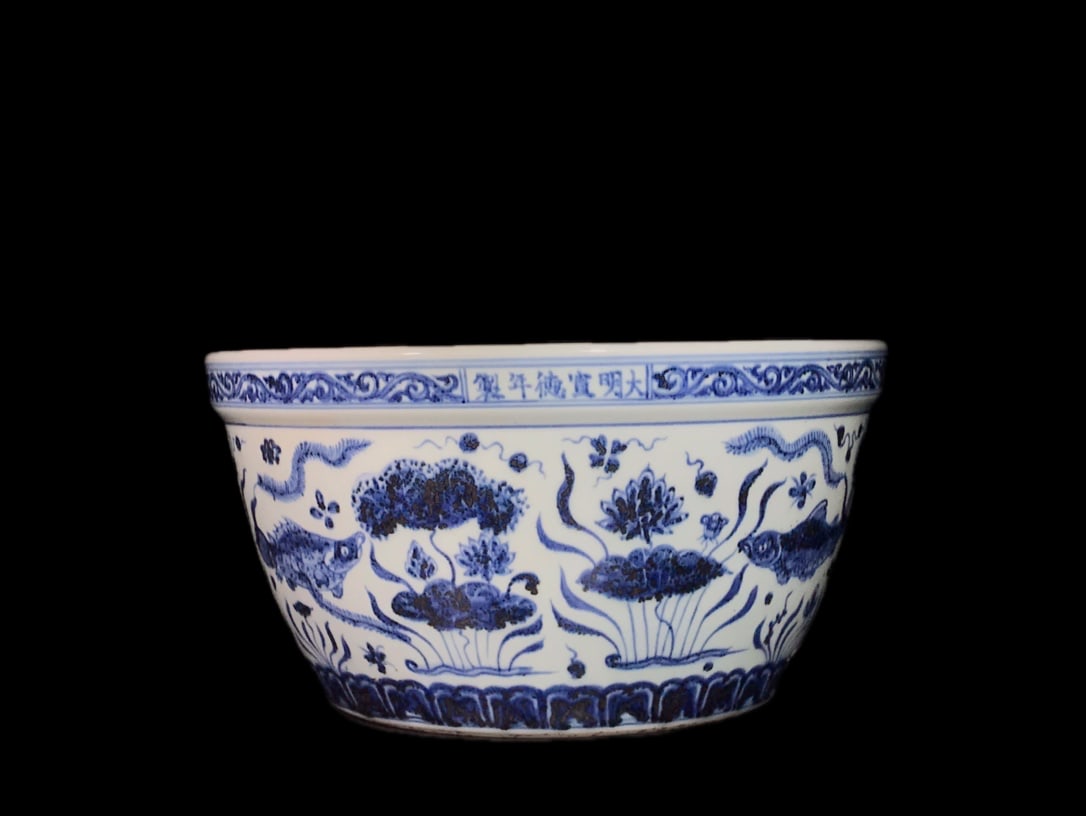 Xuande blue and white porcelain bowl: A large Xuande blue and white porcelain bowl, handmade, with a beautiful shape, upright and elegant form, and in excellent condition. Provenance:Mr. Stefan, Minneapolis, Minnesota. Our dedicated team
