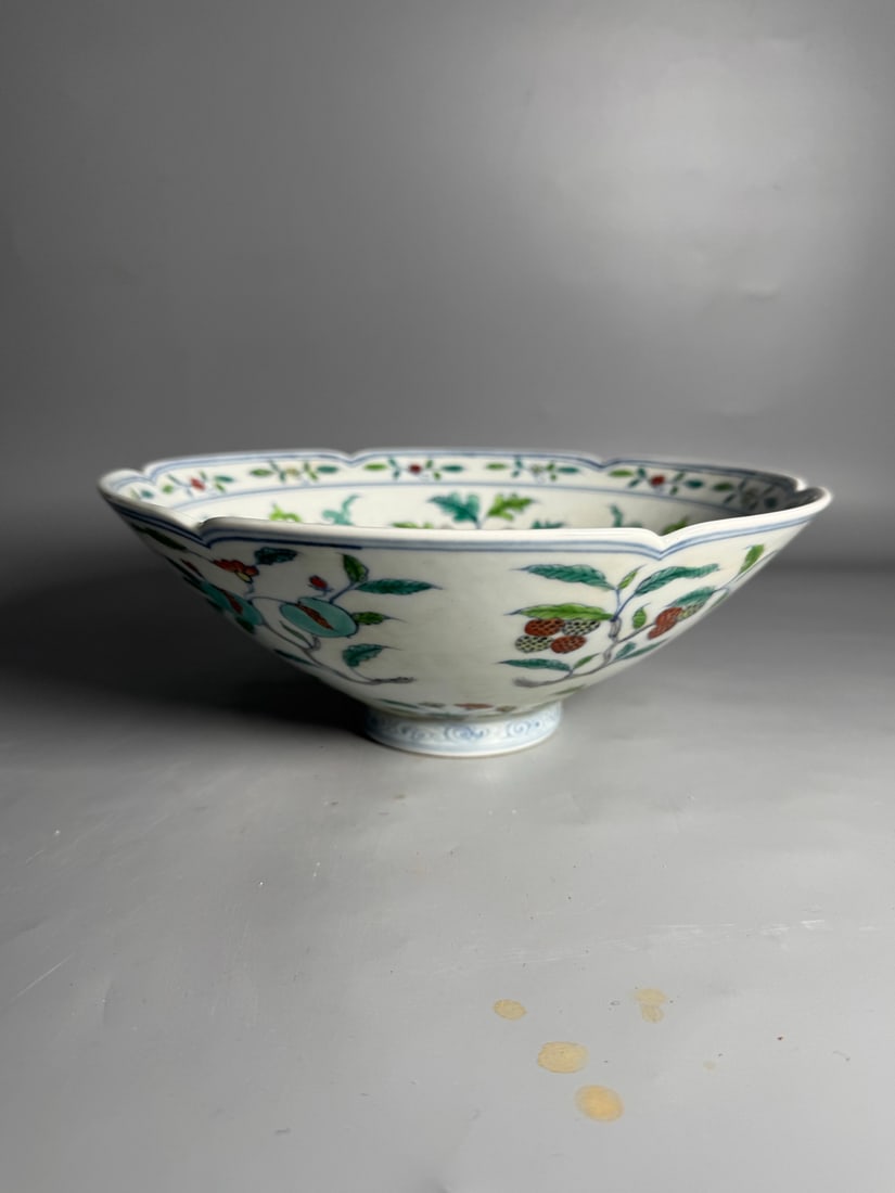 Xuande polychrome conical bowl: Xuande polychrome conical bowl Provenance:Mr. Stefan, Minneapolis, Minnesota. Our dedicated team expertly handles both domestic and global shipping arrangements.We also offer CONSOLIDATED SHIPPING for