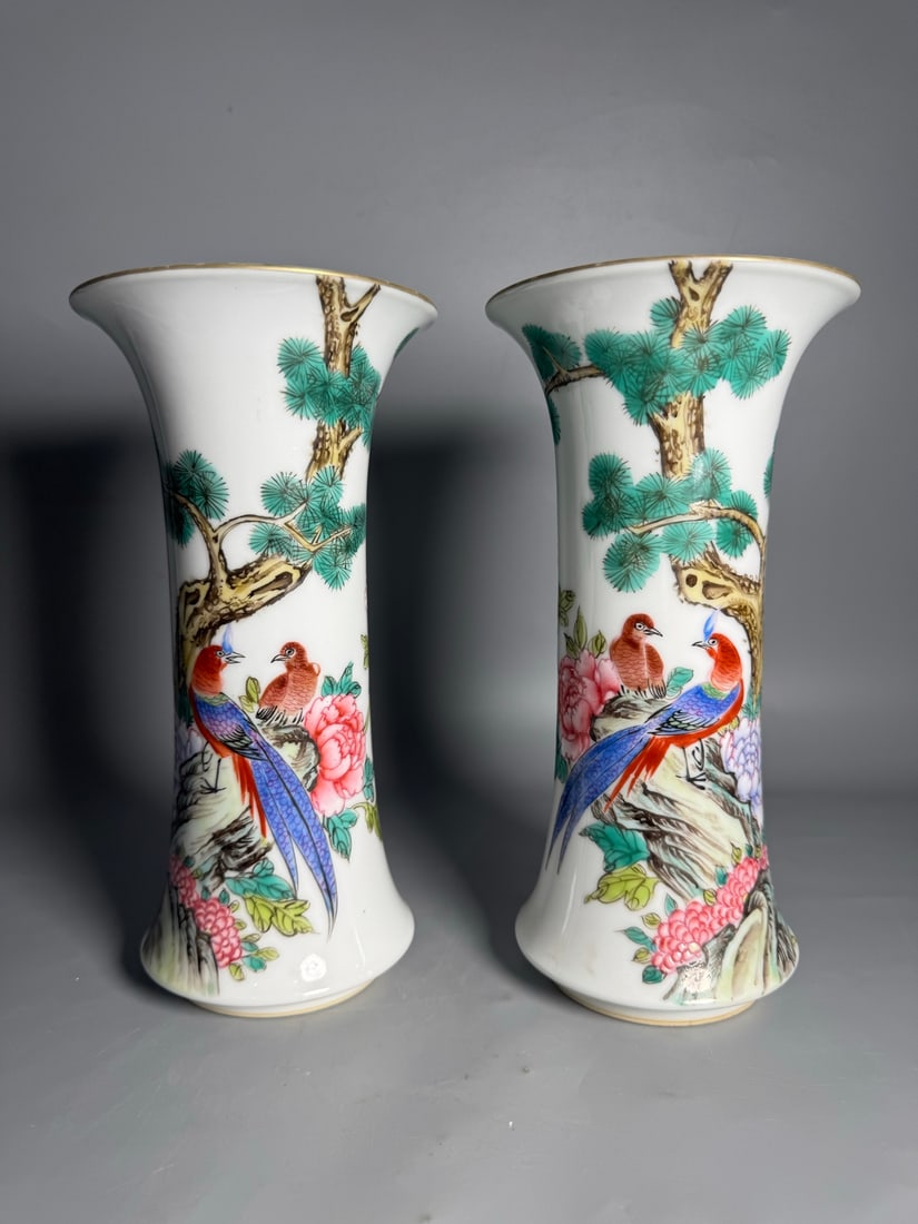 Yongzheng famille rose flower and bird vase (1 of 8)