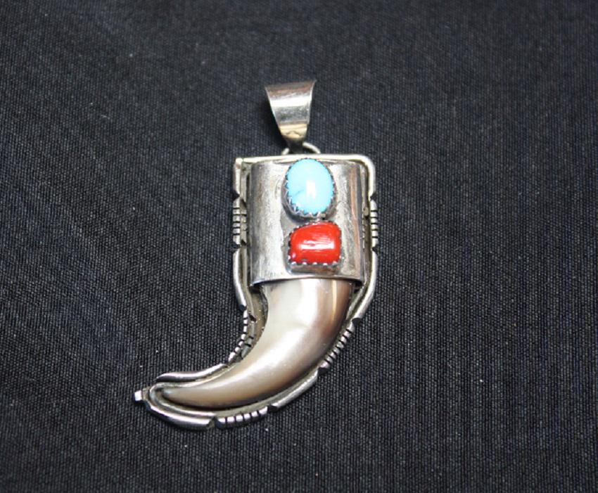 Native American Navajo Bearclaw Pendant: Very nice Navajo Bearclaw Pendant with Turquoise and Coral on tested sterling silver, measures about 2", shipping with Priority Mail, only charging the first $6
