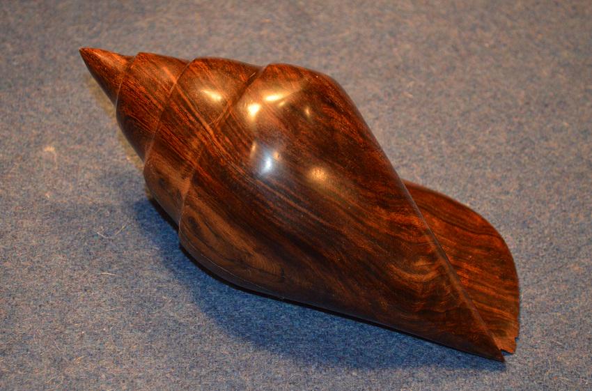 Seri Mexico Carved Ironwood Conch Shell 8" (1 of 4)