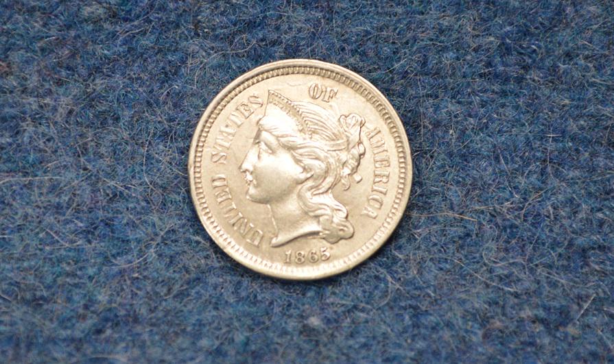 1865 3 Cent Nickel Very Good Condition! (1 of 2)