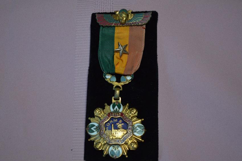 Vintage Albuquerque NM Masonic Enameled Ribbon-Medal (1 of 1)