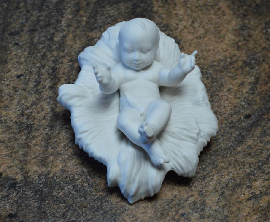 Boehm 5 1/4" by 2 1/2" Christ Child Figurine- White (1 of 3)