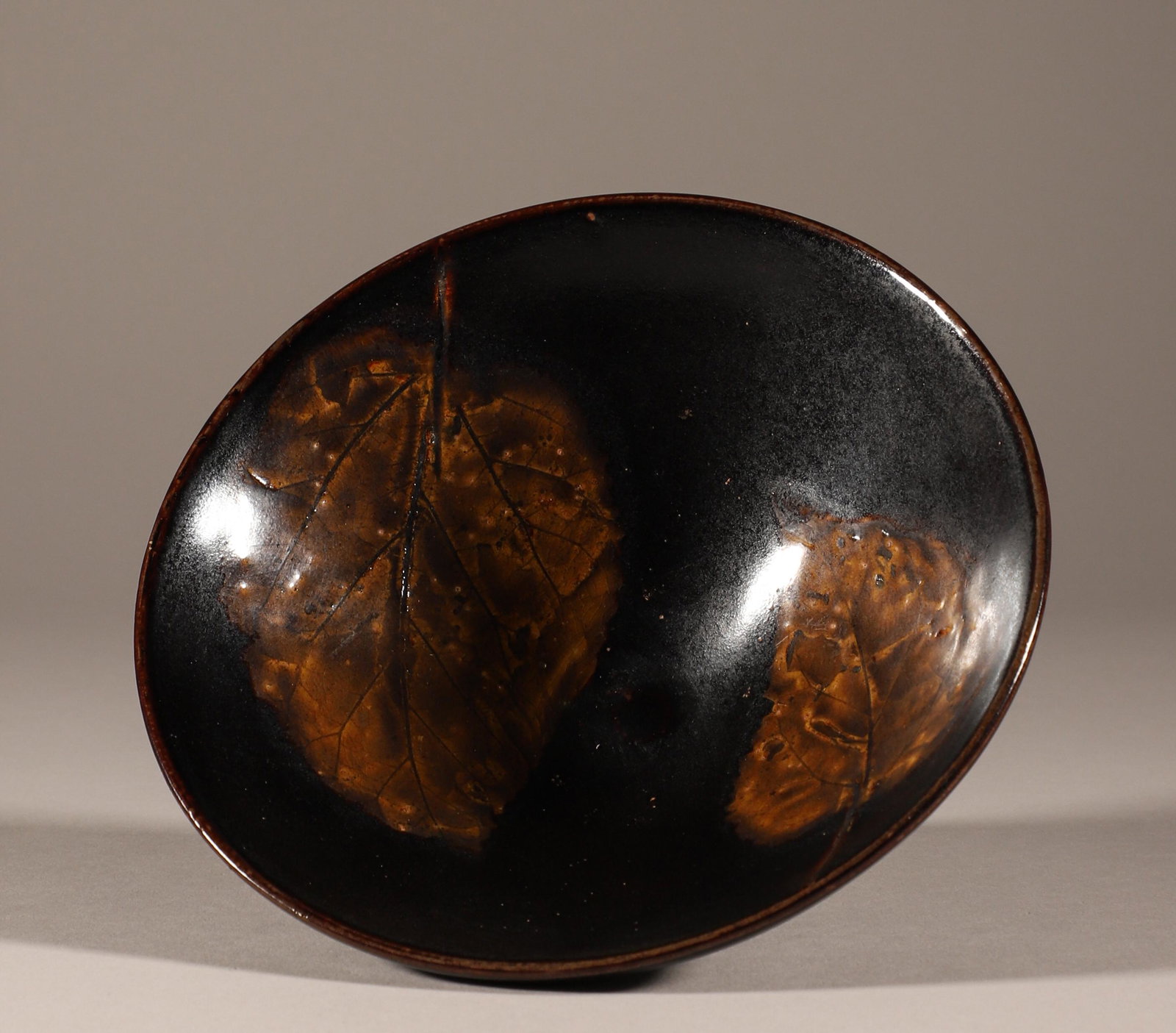Song Dynasty Jizhou kiln hat bowl: Song Dynasty Jizhou kiln hat bowl