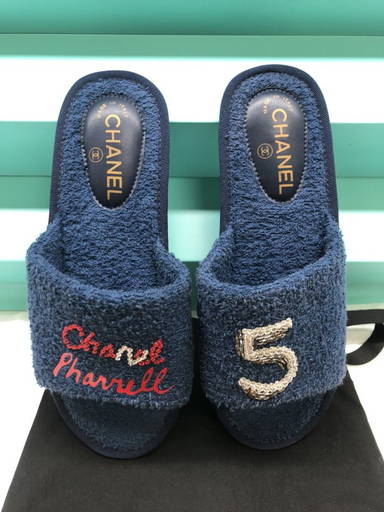 Chanel Pharrell Capsule Collection Terry Slippers Slides Size-L - Jan 01, 2023 | Auction Wallstreet in FL Chanel Pharrell Capsule Collection Terry Slippers Slides Size-L - Jan 01, 2023 | Auction Wallstreet in FL