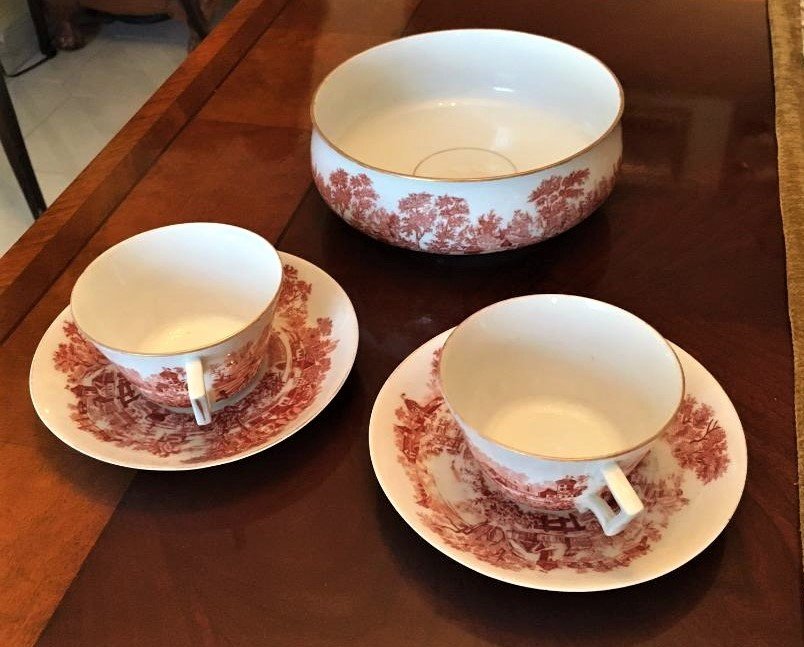 Kusnetsov Russian Antique Porcelain set: Kusnetsov Russian Antique Porcelain set , bowl 8" dia 3" tall. 2 cups 2 saucers .Excellent condition