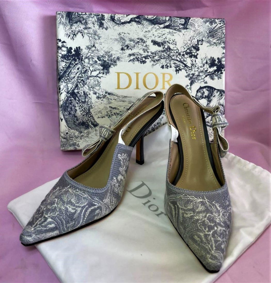 Leather trainers Dior White size 36 EU in Leather  26180905