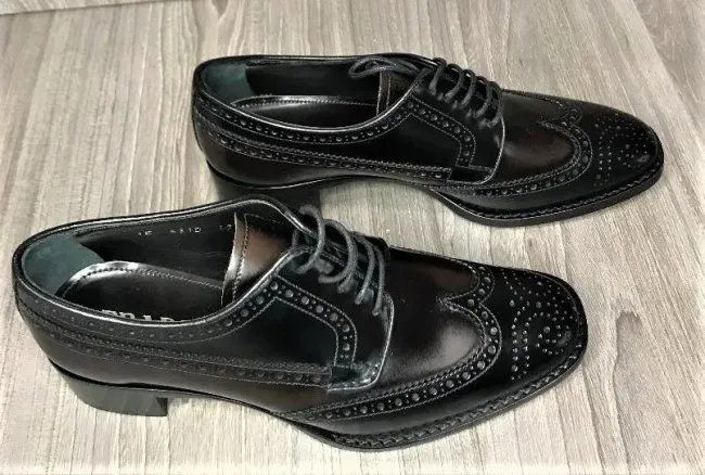 Prada Woman Shoes sz 37 made in Italy New: Prada Woman Shoes sz 37 made in Italy. New. Inventory # CFTL