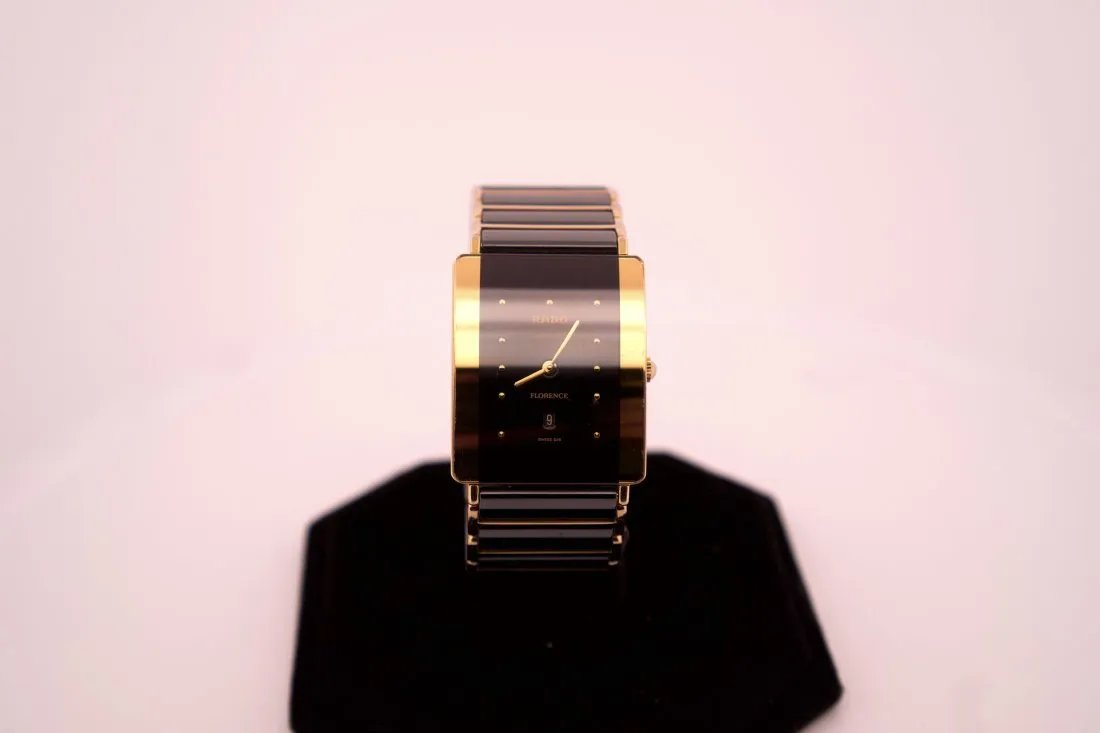 Rado sapphire crystal best sale water sealed price