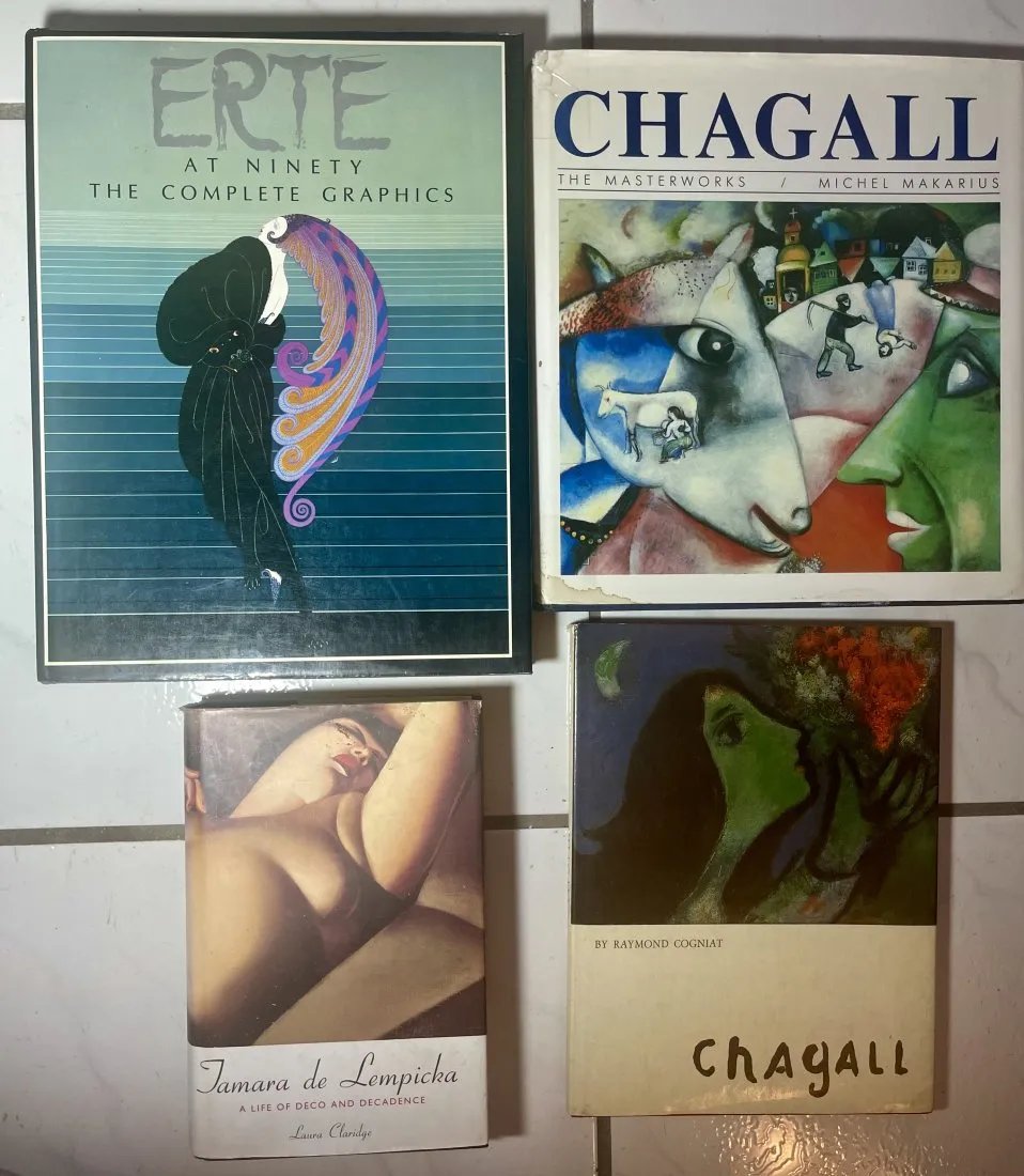 Lot of 4 Books ERTE 2 Chagall TAMARA DE LEMPICKA: Lot of 4 Books -- ERTE , 2 by Chagall, TAMARA DE LEMPICKA . in very good to excellent condition