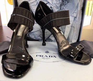 PRADA Calzature Donna Sz. 37.5 / 7.5 US Patent Leather Black Open Toe Elastic Sandals Pumps: PRADA Calzature Donna 1X9531 Patent Leather Black Open Toe Elastic Sandals PumpsPRADACalzature Donna 1X9531Patent Leather Black Open Toe Elastic Sandals PumpsSize 37.5/ US 7.5