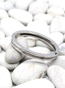 Bvlgari Bulgari Bracelet B. Zero1 18k white gold & Diamonds: Bvlgari bracelet B. Zero1 18k white gold & Diamonds. Size - Medium, weight- 56.25gr.Comes with box and papers Inventory #CFL
