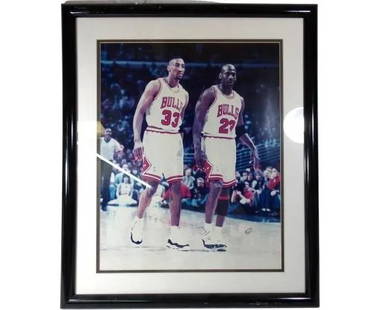 Michael Jordan and Scottie Pippen || Signed photo with Certificate: Signed photograph featuring the iconic duo, Michael Jordan and Scottie Pippen. Accompanied by a Certificate of Authenticity, this piece bears the revered signatures, notable despite a gentle fading ov