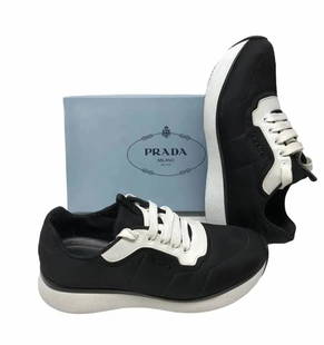 NEW PRADA Light LUXURY women SNEAKERS SHOES 1E3591 BLACK & WHITE 39 1/2: NEW, never worn PRADA LIGHT LUXURY SNEAKERS SHOES 1E3591 BLACK and WHITE Size 39 1/2 US 9