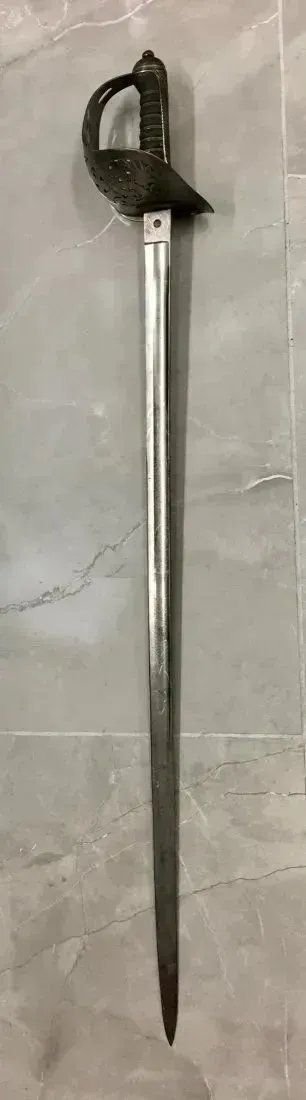 Antique 1834 PATTERN INFANTRY OFFICER'S SWORD by  Henry Wilkinson Pall Mall (1 of 14)