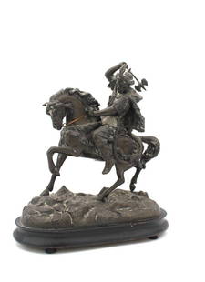 Warrior horse rider Vintage Metal Statue 36 cm: Warrior horse rider Vintage Metal Statue. Dimensions 14X12 inch (36x30 cm) , in good condition.