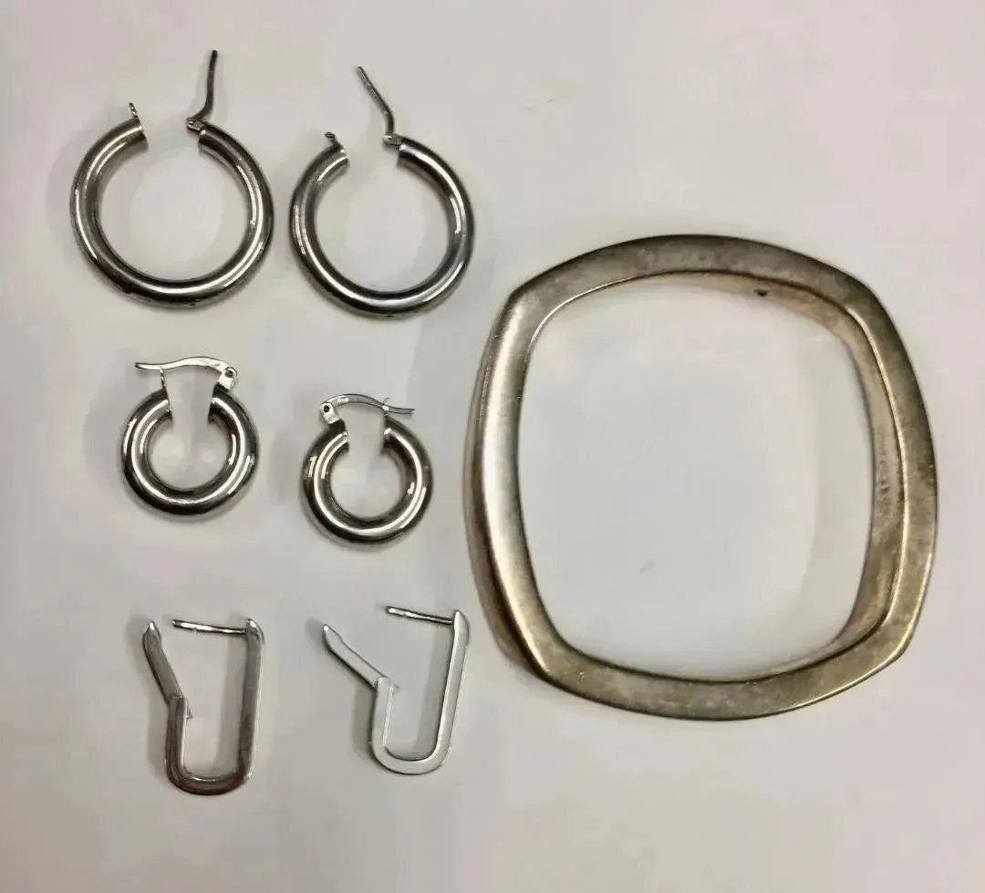 Sterling Silver Lot of 4 Bracelet & 3 Pair of Earrings 43.5gr (1 of 11)