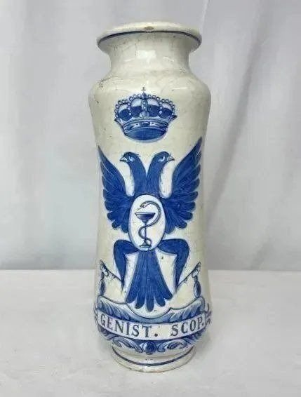 Antique Albarello earthenware medicine pot Spain Catalonia (1 of 5)