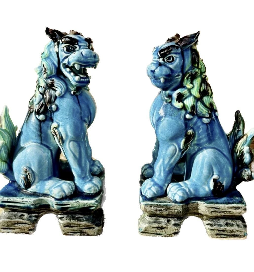 VINTAGE Large PAIR OF Chinese Porcelain Guardian Foo Lion Dogs (1 of 8)