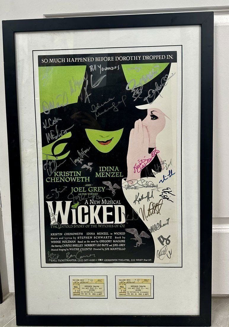 X-large Poster Broadway Show “Wicked with 2 Tickets signed by Cast members 2003 (1 of 4)