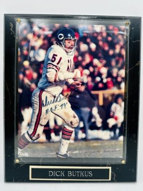 DICK BUTKUS SIGNED PHOTO PLAQUE