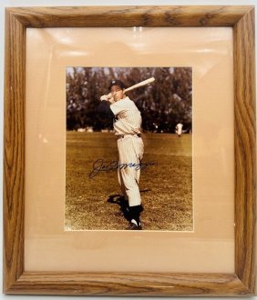 JOE DIMAGGIO AUTOGRAPHED PHOTO PLAQUE