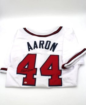 Hank Arron Of The Atlanta Braves Autographed Jersey