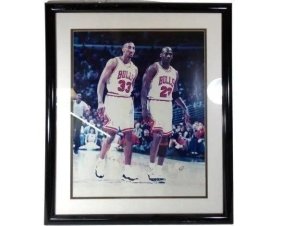 Michael Jordan and Scottie Pippen  Signed photo with Certificate