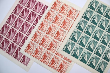 VINTAGE POSTAGE STAMPS COLLECTION OF 10