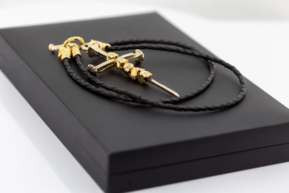 SAINTS RAW 18K YELLOW AND WHITE GOLD NECKLACE WITH SKULLS  37g W/ 14 DIA 0.28TCW