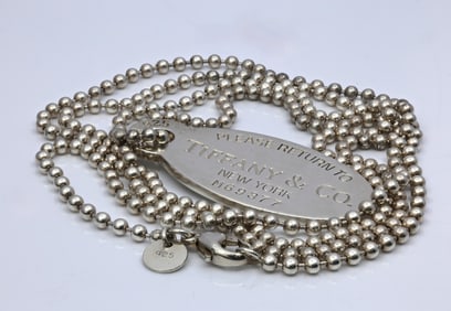 TIFFANY & CO OVAL TAG NECKLACE 925 SILVER