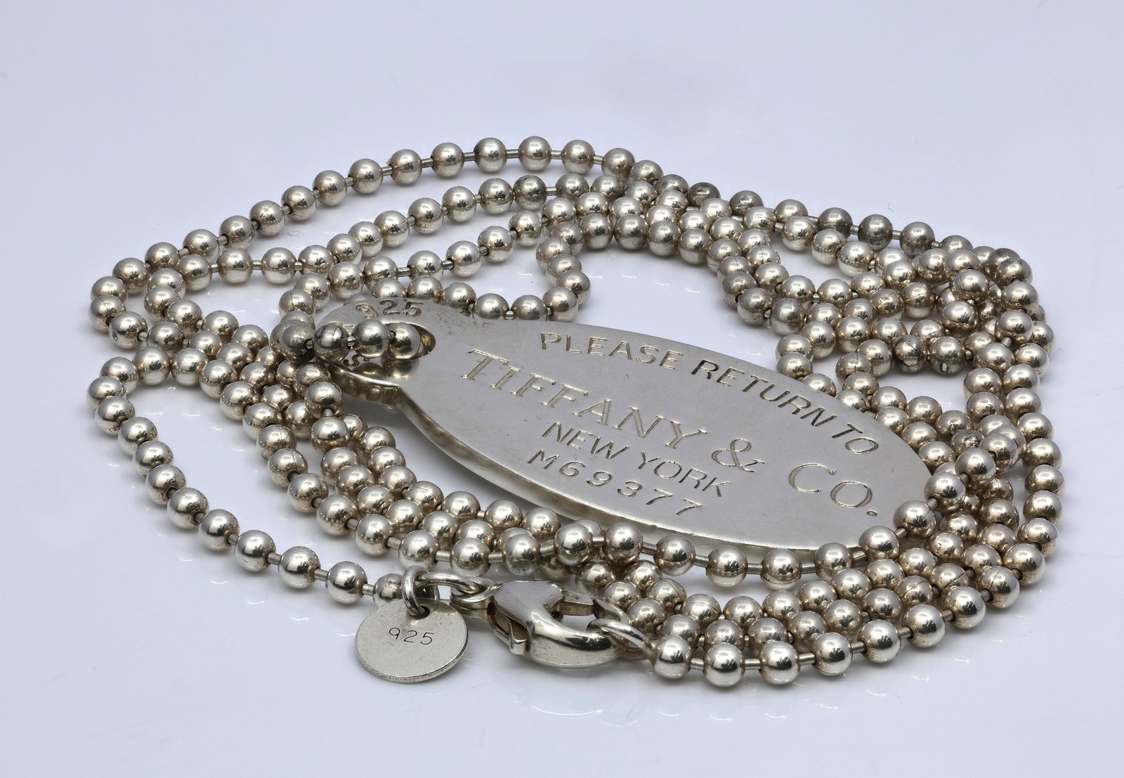TIFFANY & CO OVAL TAG NECKLACE 925 SILVER (1 of 3)