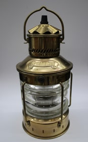 ANCHOR LIGHT. BRASS LANTERN NO 1295, GREAT BRITAIN 1919