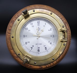 BRASSOM QUARTZ SHIP CLOCK OF BRASS AND WOOD
