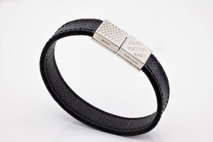 LOUIS VUITTON PULL IT REVERSIBLE BRACELET