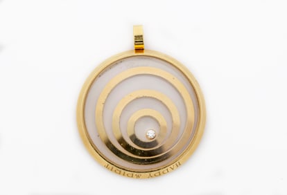 CHOPARD HAPPY SPIRIT 18K GOLD PENDANT WITH DIAMOND